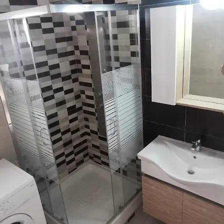 Elegant House Apartman