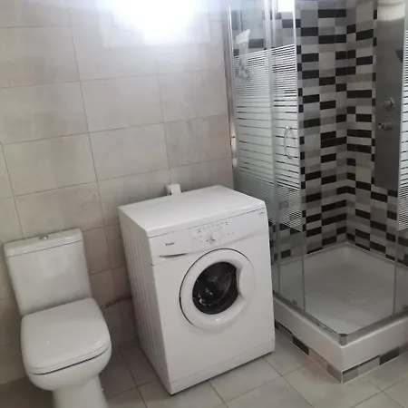 Elegant House * 奥马斯帕纳吉亚斯