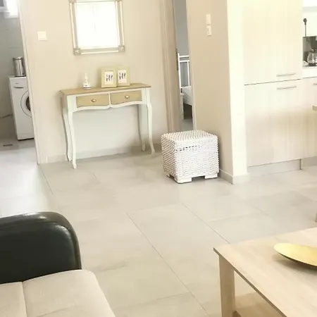 Elegant House 公寓 *