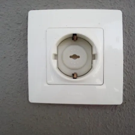 Elegant House 奥马斯帕纳吉亚斯