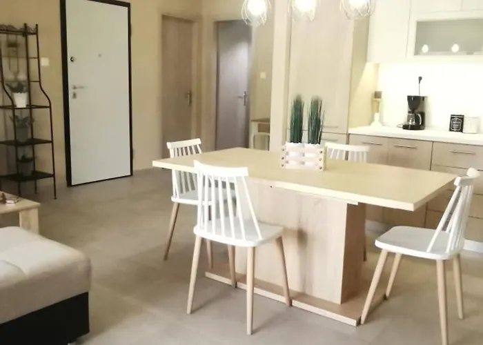 Elegant House شقة