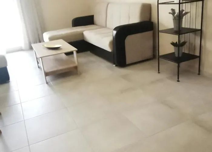Elegant House شقة *